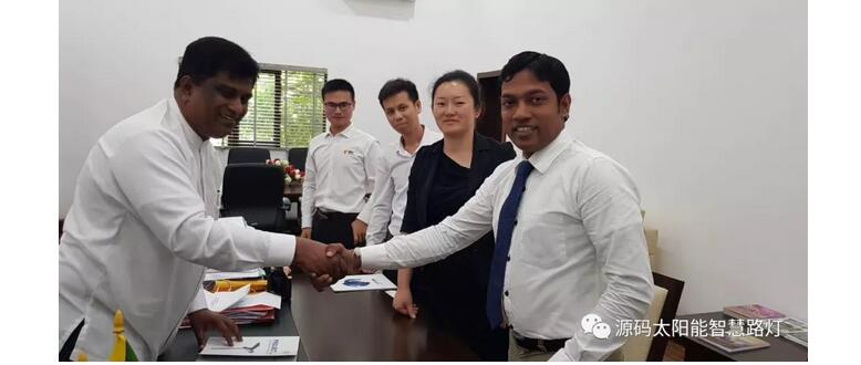 總統(tǒng)、發(fā)展局主席齊齊發(fā)聲，源碼火遍這個(gè)國家！