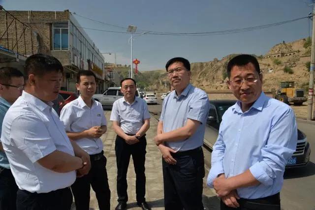 公益在行動(dòng) | 源碼太陽能智慧路燈，點(diǎn)亮扶貧“最后一公里”