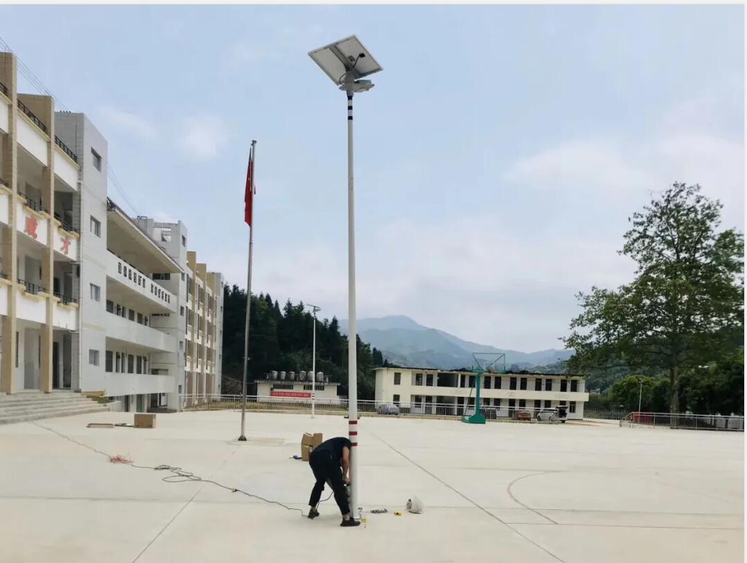 晴空排云雁高飛，源碼項目掀熱潮