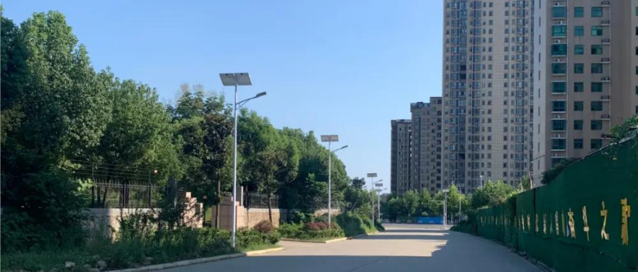 云鵬燈〡九萬里風安稅駕，云鵬今悔不卑飛