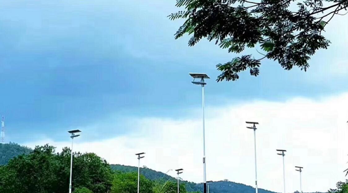 路燈桿為什么要鍍鋅金屬表面？