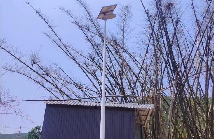 太陽(yáng)能路燈如何實(shí)現(xiàn)環(huán)保的意義