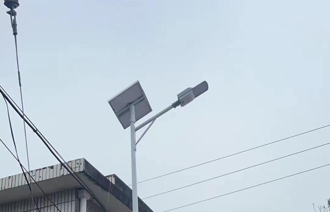 太陽能路燈維修注意事項